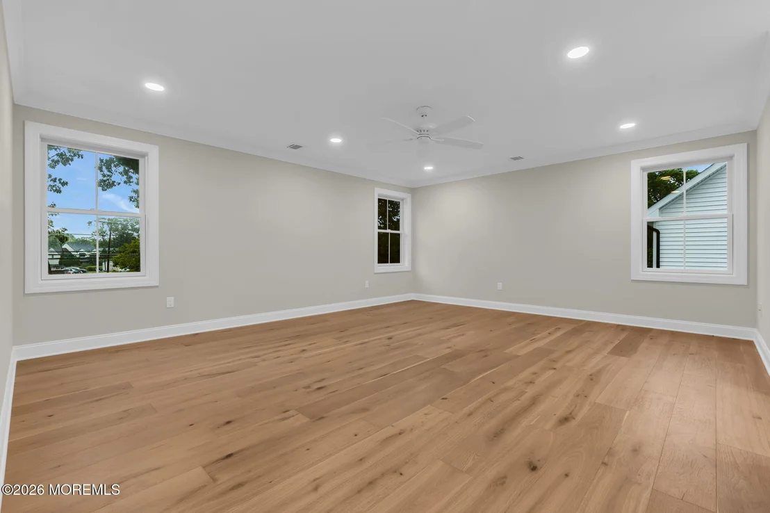 Photo of 1237 Benedict Street