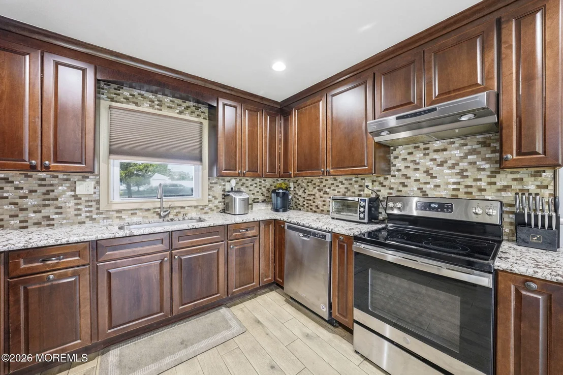Photo of 234 Lloyd Road