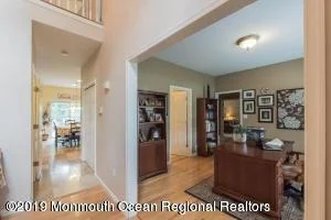 Photo of 12 Oak Leaf Drive