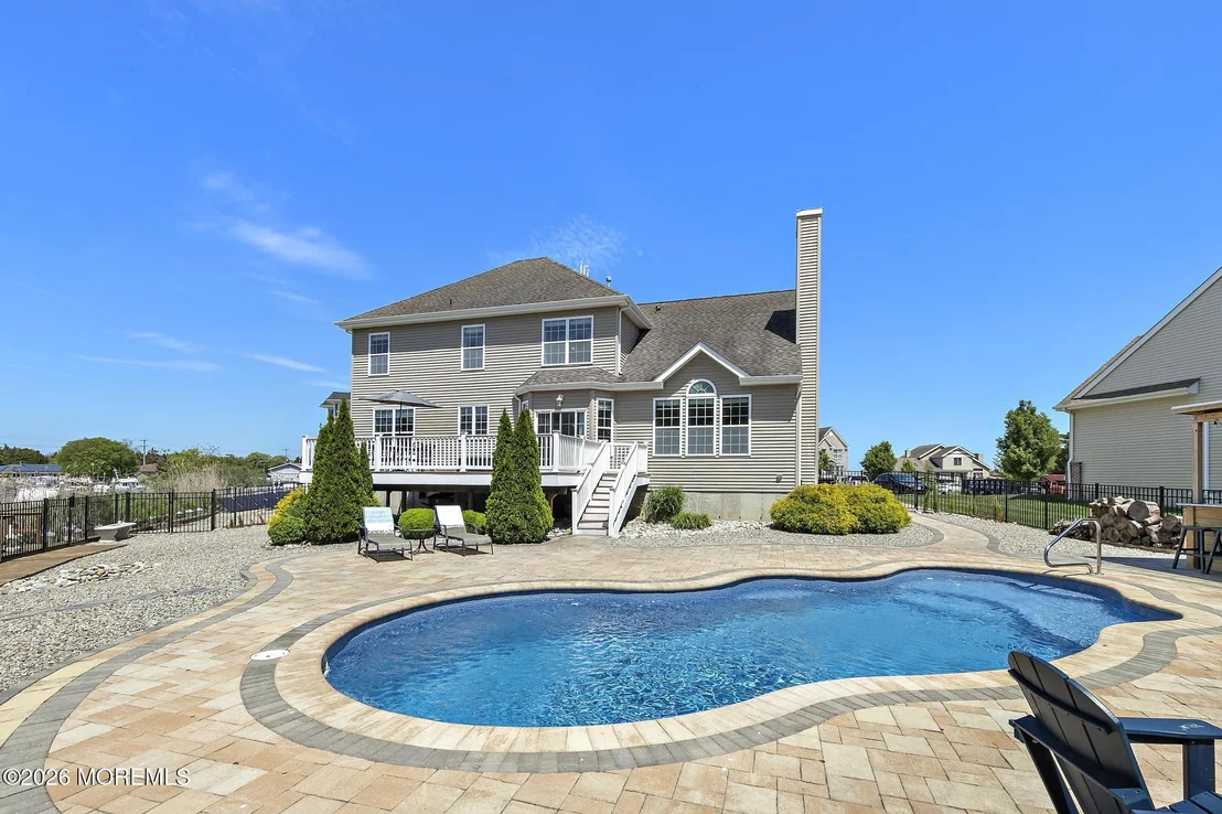 Photo of 40 Overlook Drive