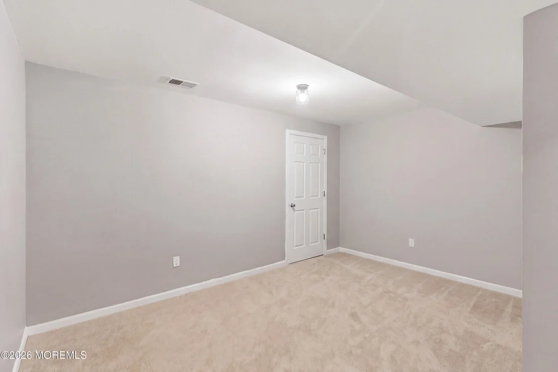 Photo of 44 Bridle Path
