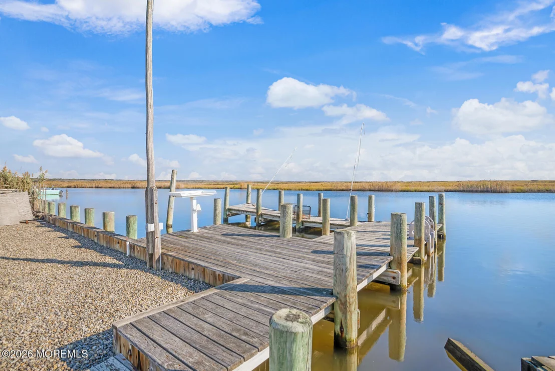 Photo of 322 Dock Road