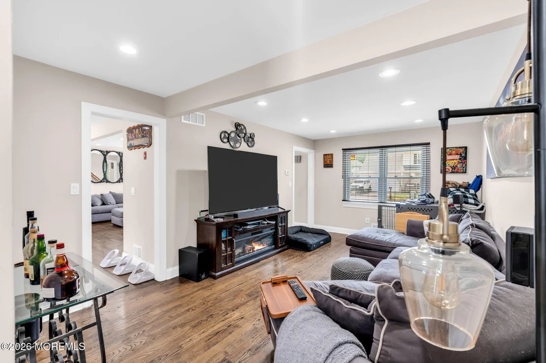 Photo of 390 Mamie Drive