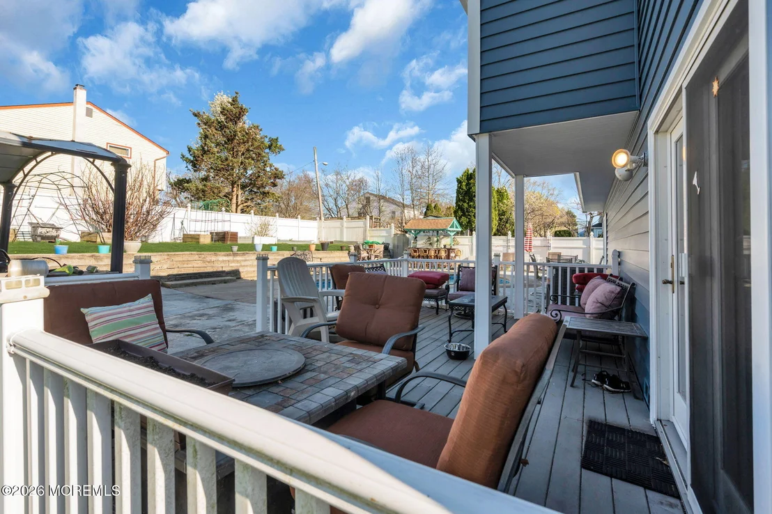 Photo of 522 Woolley Drive