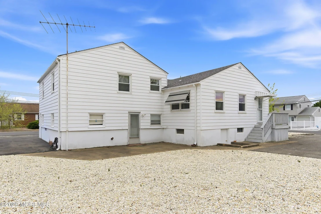 Photo of 2400 Stanley Drive