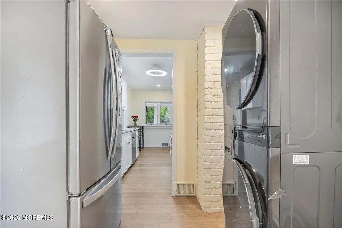 Photo of 471 Beverly Drive