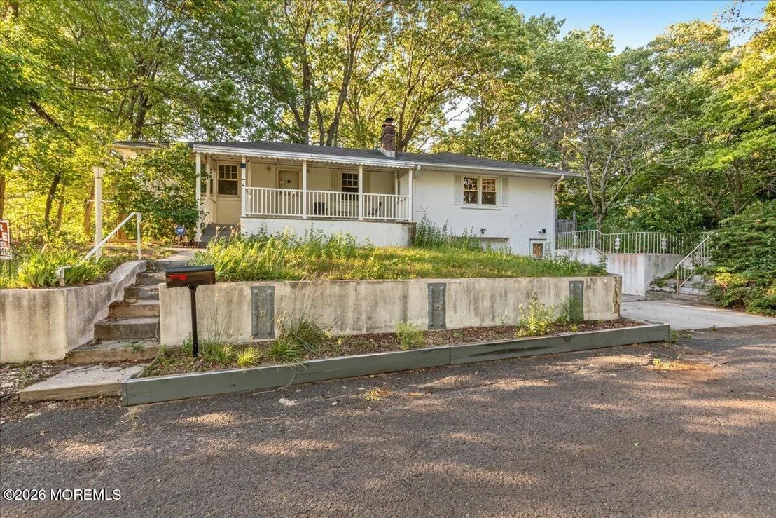 Photo of 31 Borick Avenue