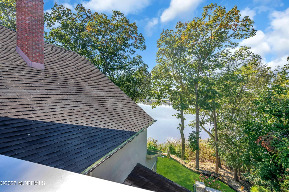 Photo of 2403 Riverside Terrace