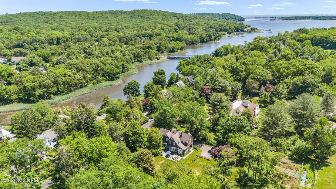 Photo of 534 Locust Point Road