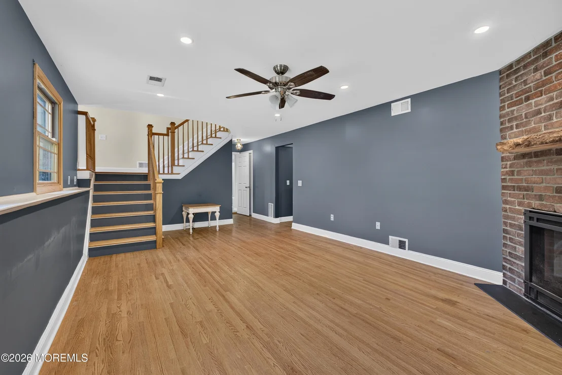 Photo of 6 Fieldstone Lane
