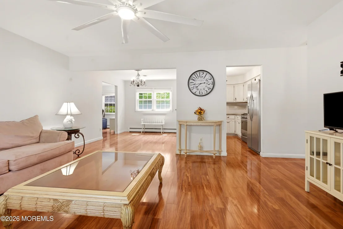 Photo of 42 Castleton Drive