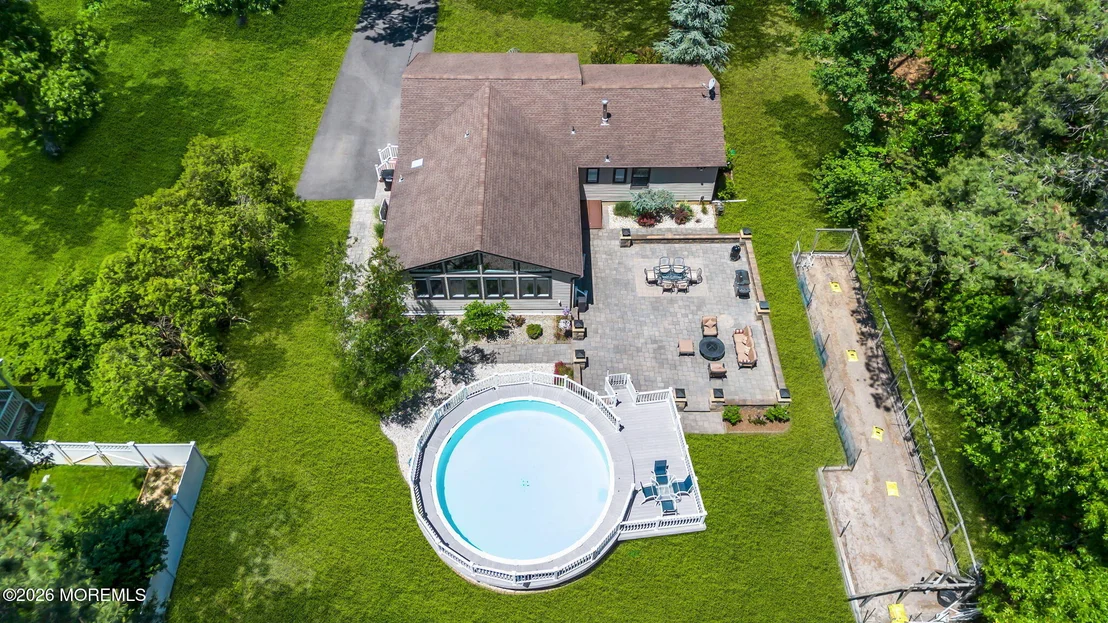 Photo of 819 Harmony Road