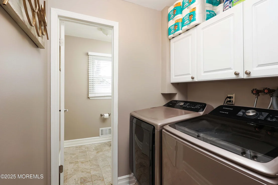 Photo of 2 Columbia Drive