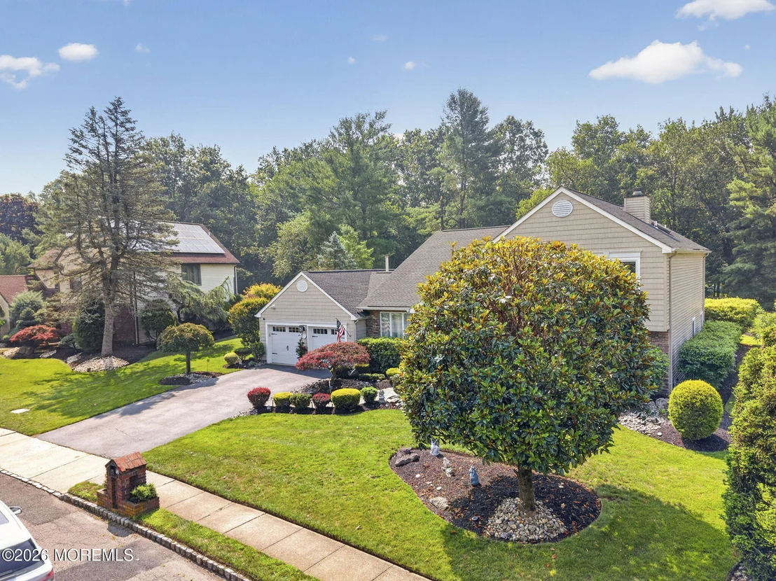 Photo of 60 Cannonade Drive W
