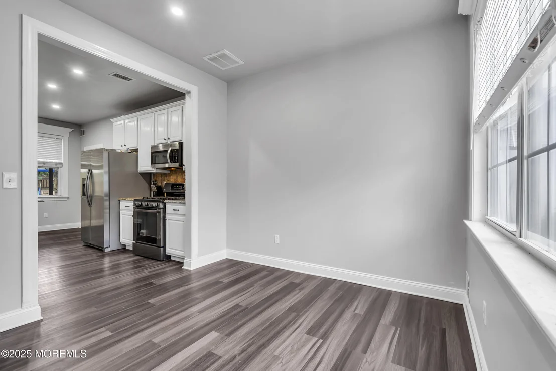 Photo of 21 Midship Drive