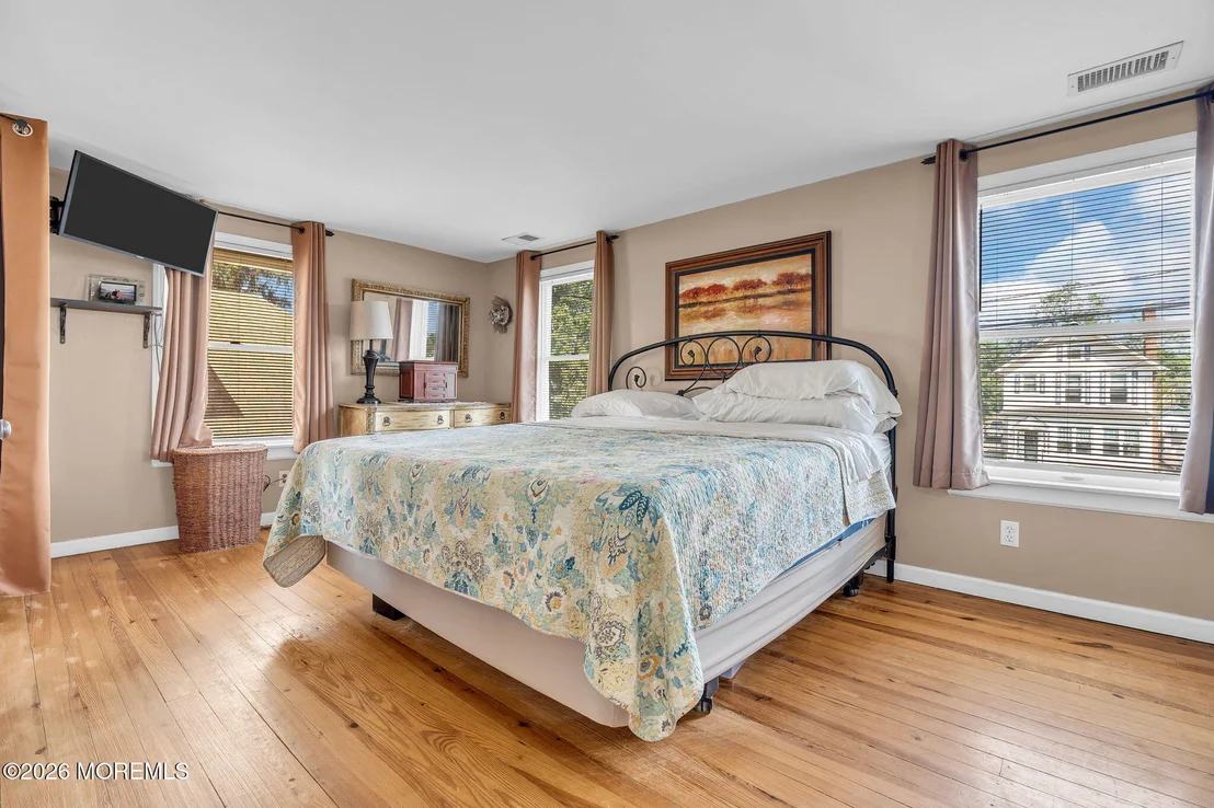 Photo of 74 Atlantic Avenue