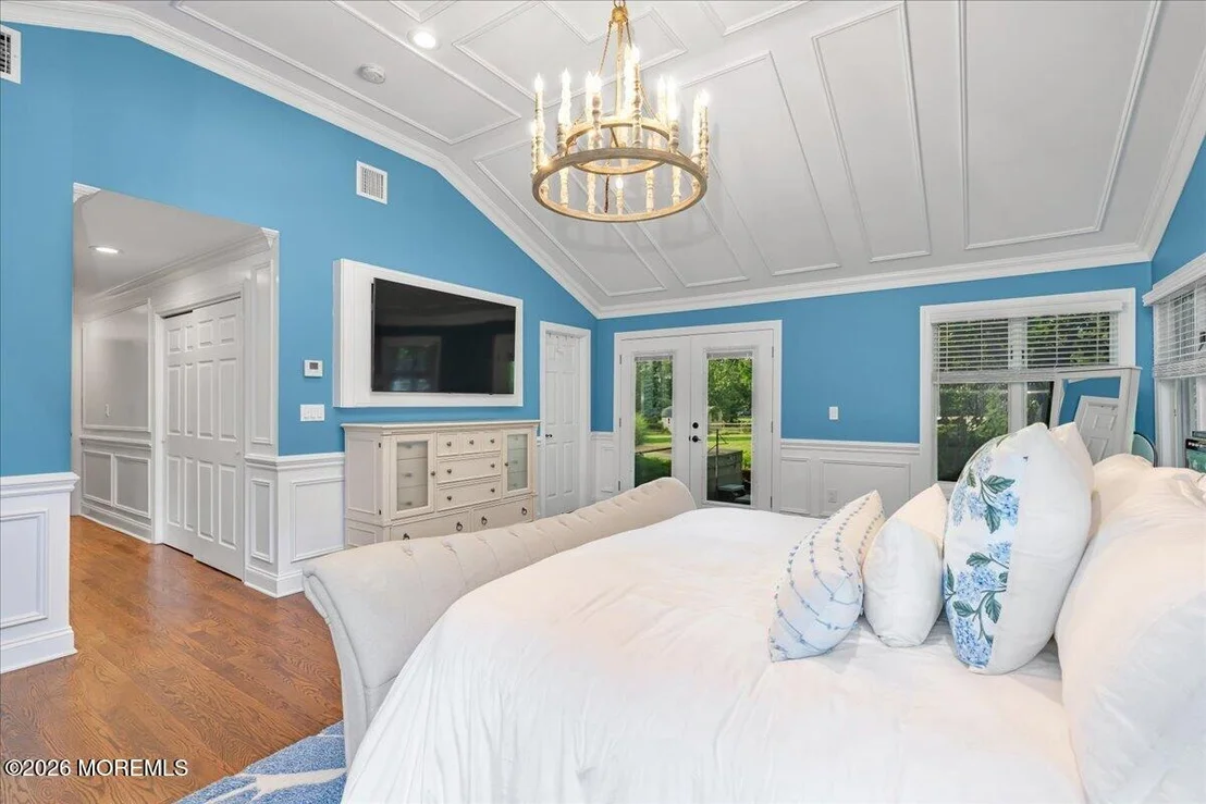 Photo of 48 Lakeside Avenue