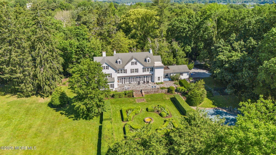 Photo of 83 Ridge Road