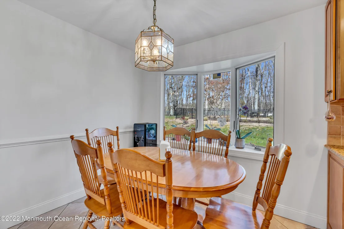 Photo of 7 Algonquin Drive
