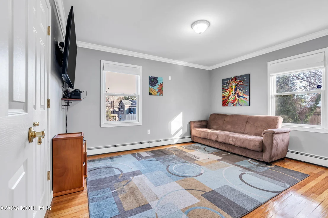 Photo of 475 Admiral Road