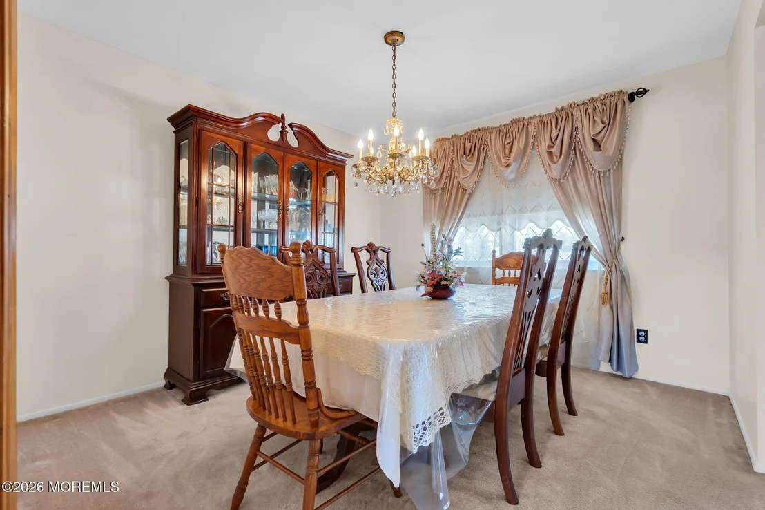 Photo of 52 Cresci Boulevard