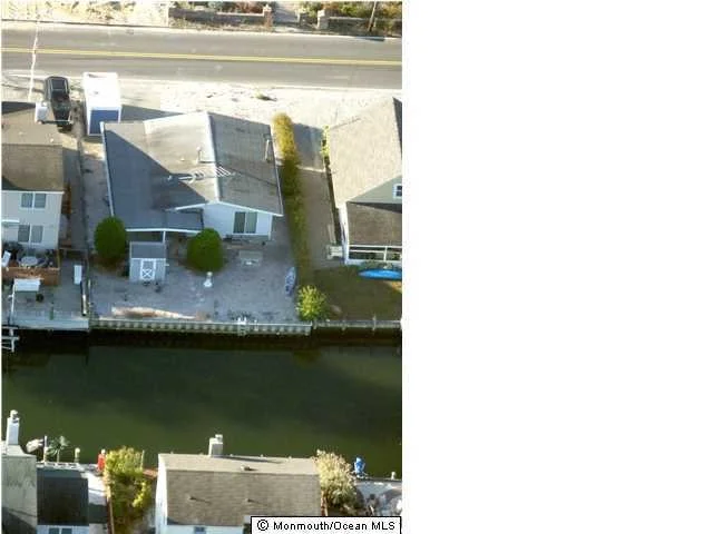 Photo of 348 Silver Bay Road