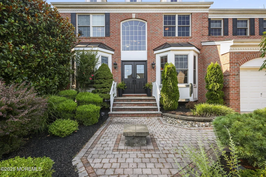 Photo of 7 Trumbull Court