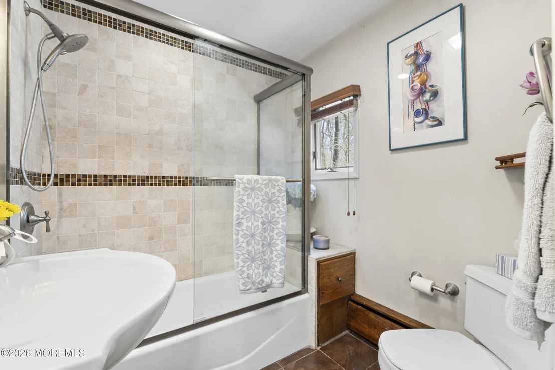 Photo of 164 W 3rd Street