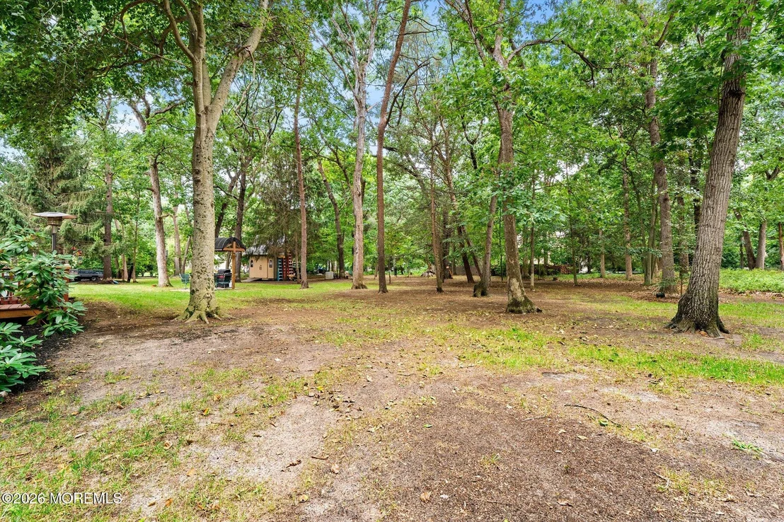 Photo of 4 Pine Tree Drive