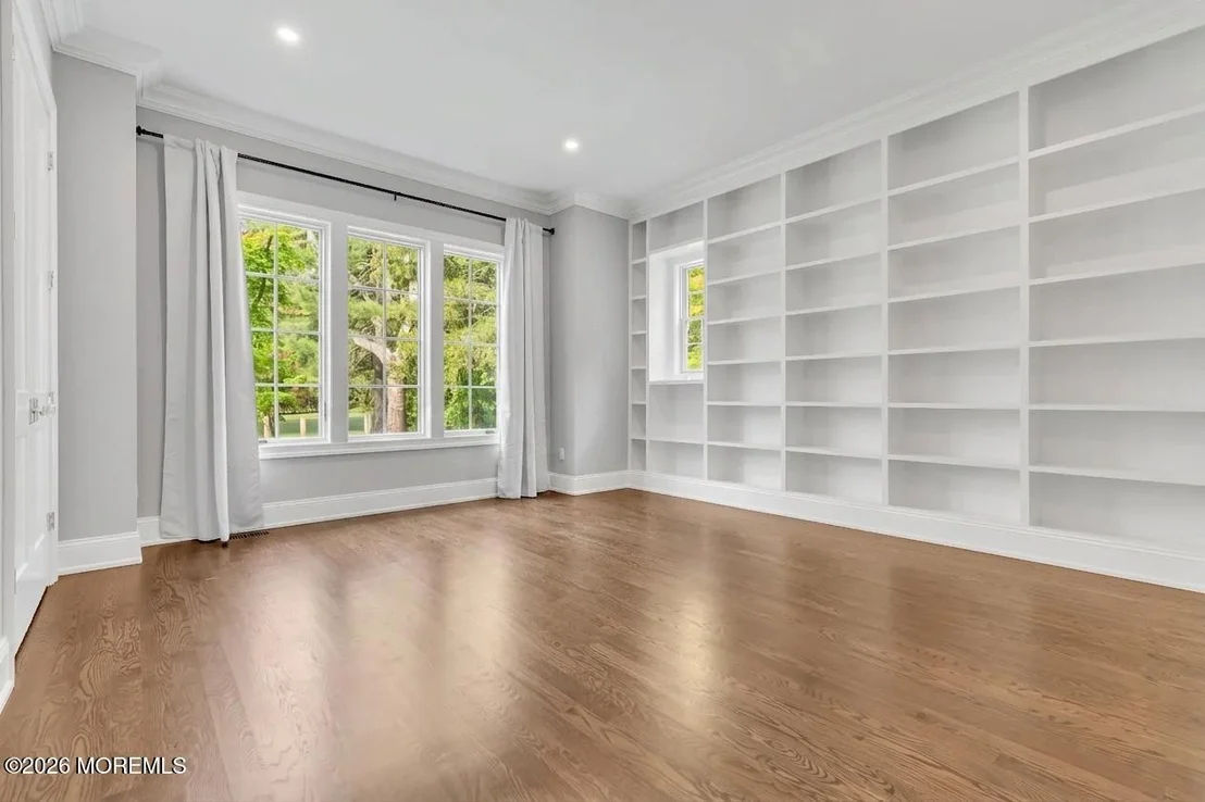 Photo of 13 Buttonwood Lane