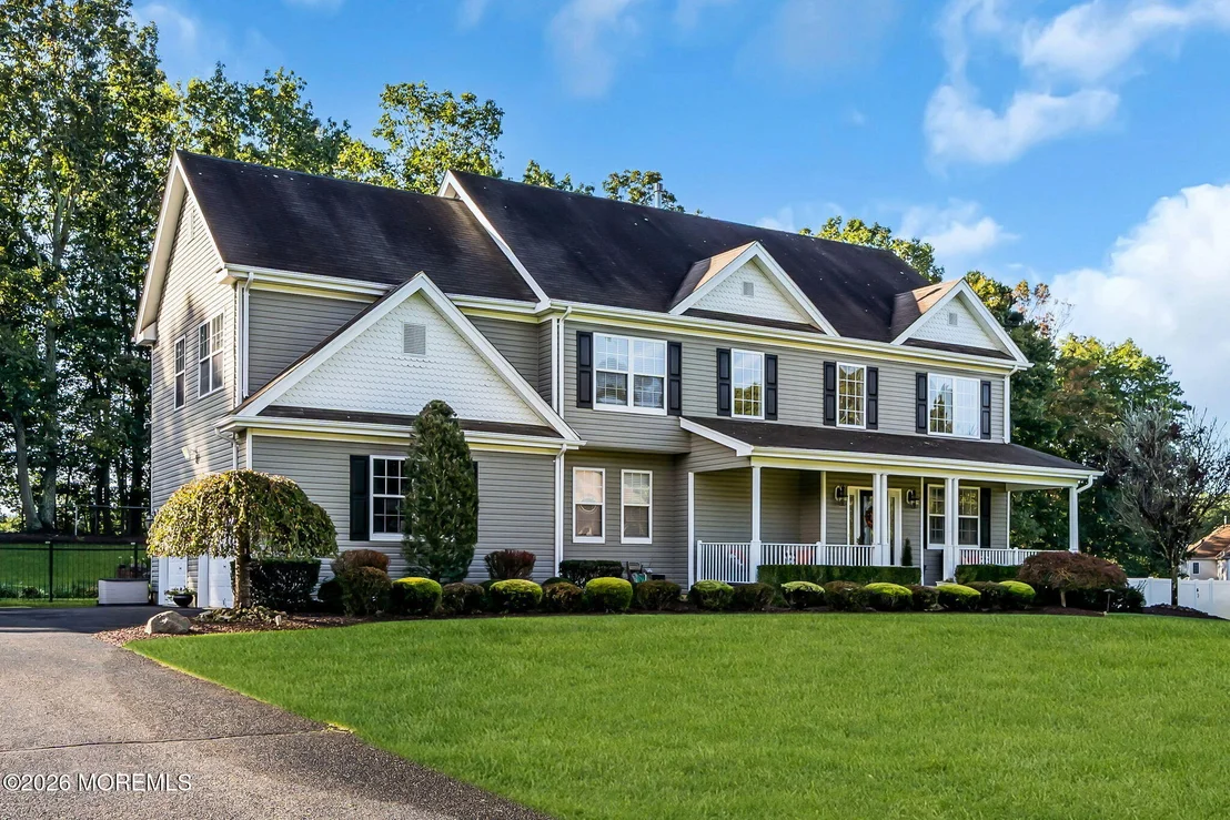Photo of 15 Greenwich Drive