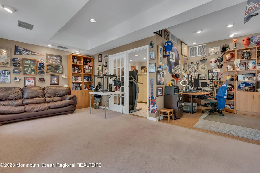 Photo of 7 Spruce Hollow Drive