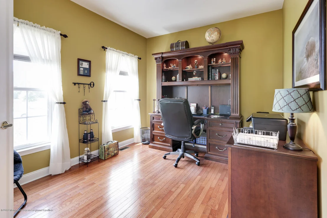 Photo of 122 Adams Way