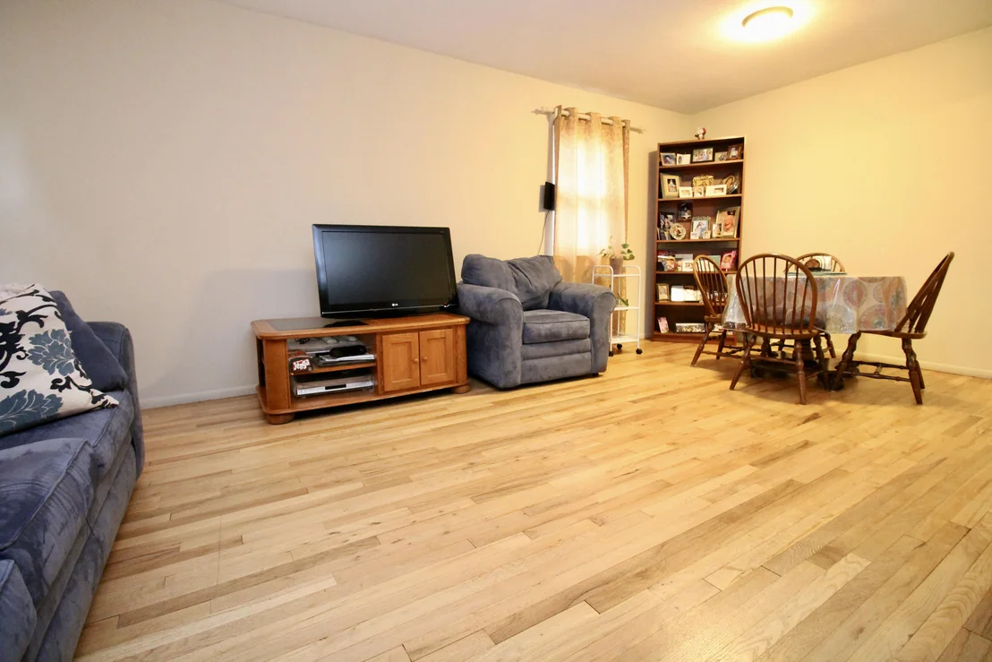 Photo of 1310 Emma Place
