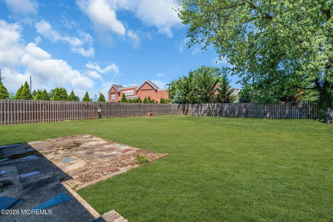 Photo of 22 Rumson Place