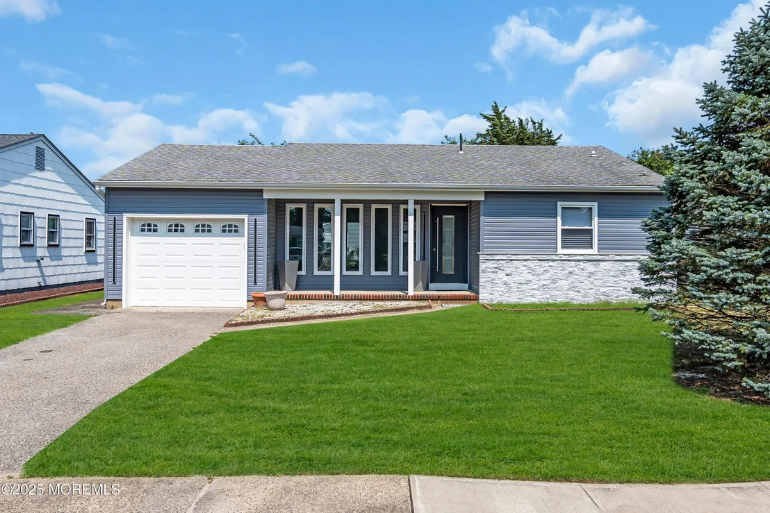 Photo of 16 Whitmore Drive
