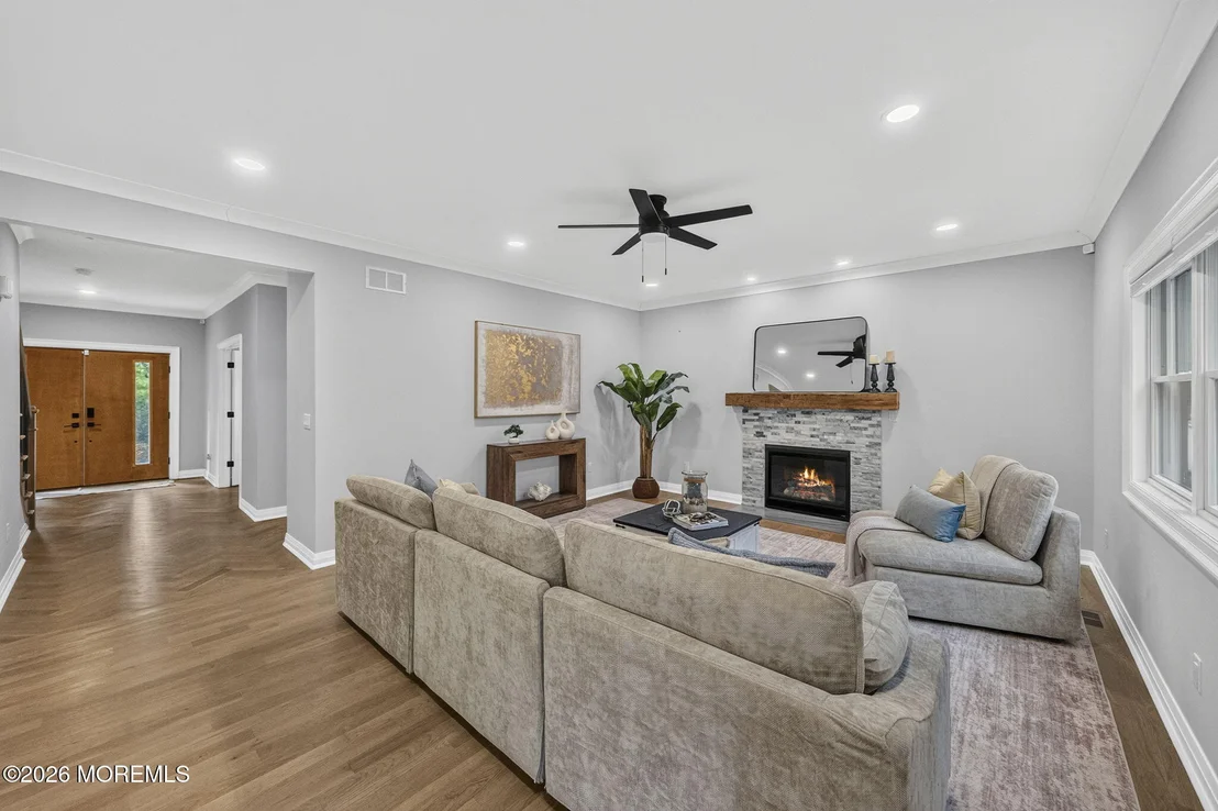 Photo of 284 Middle Road