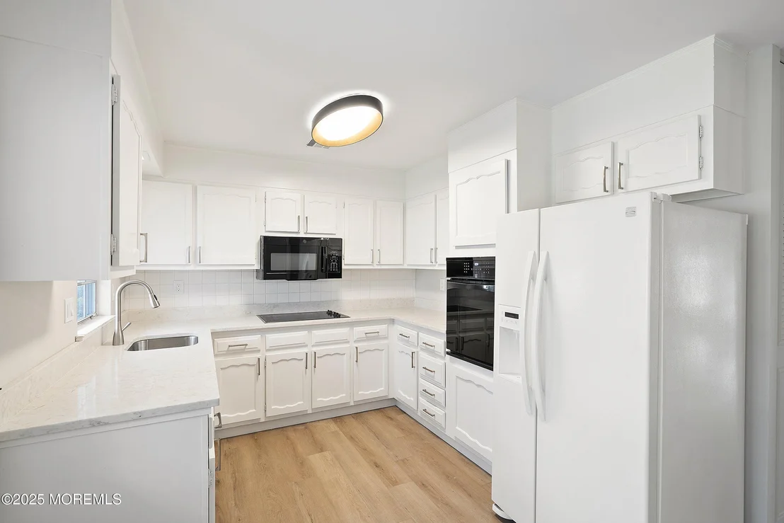 Photo of 1087B Argyll Circle