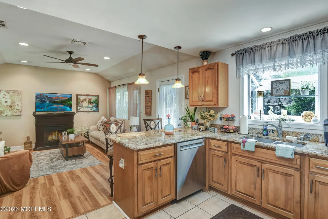 Photo of 309 Deerfoot Lane
