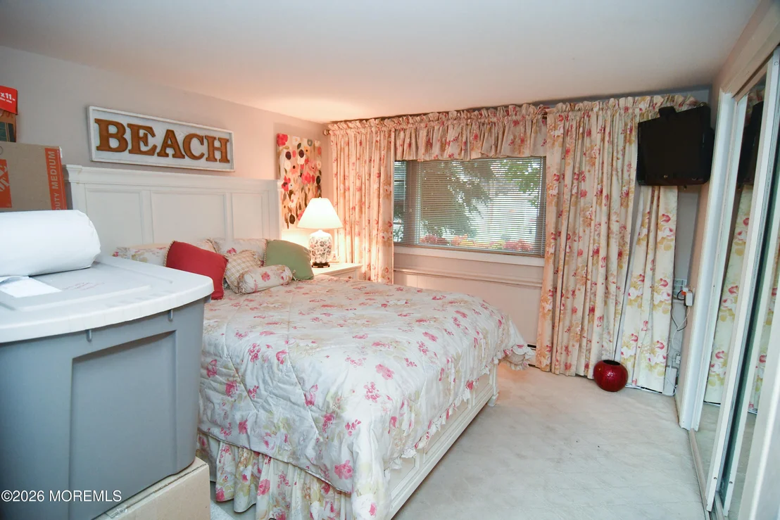 Photo of 902 10th Street