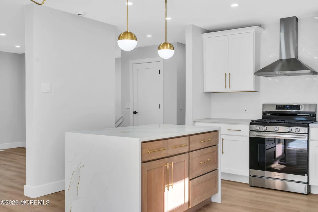 Photo of 415 S 1st Avenue