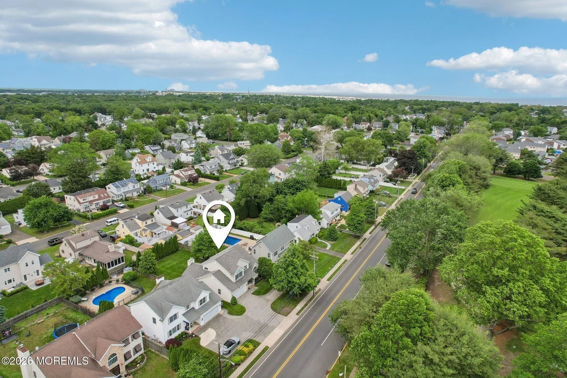 Photo of 920 Allaire Road