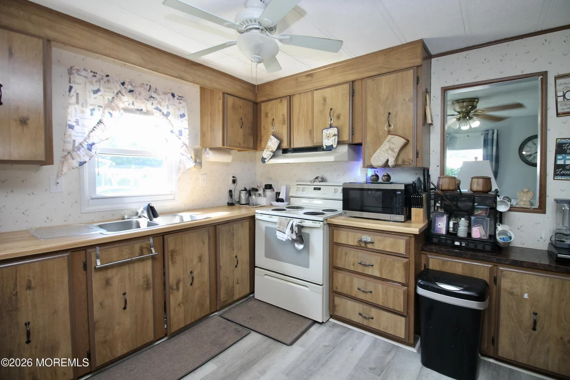 Photo of 643 Dede Drive