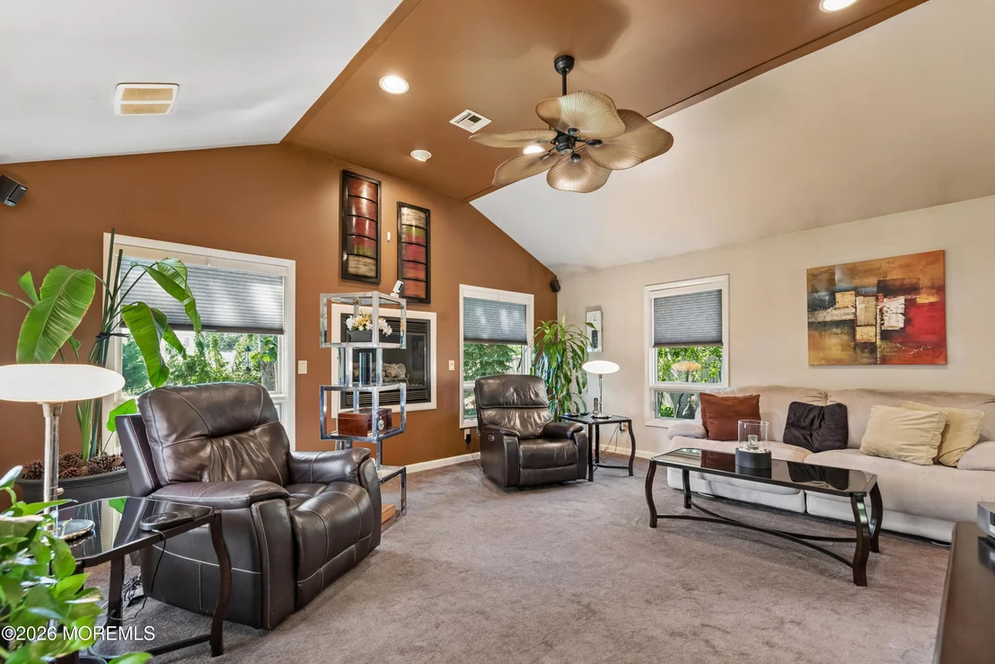 Photo of 262 Arizona Drive