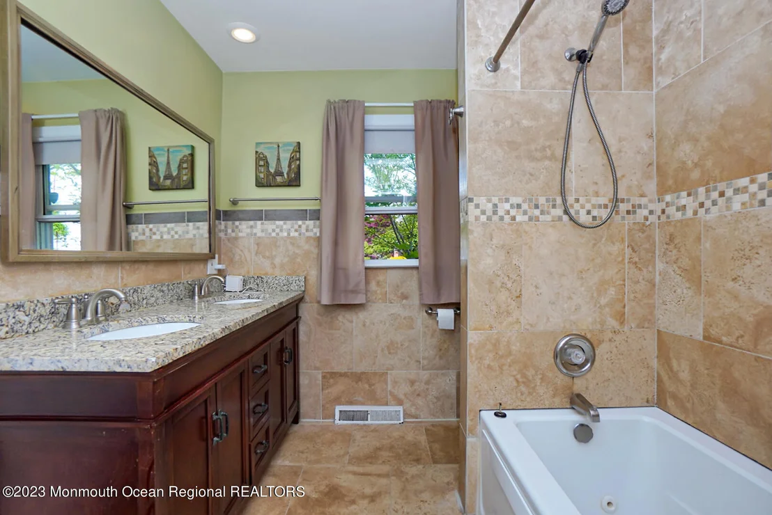 Photo of 8 Annmar Drive