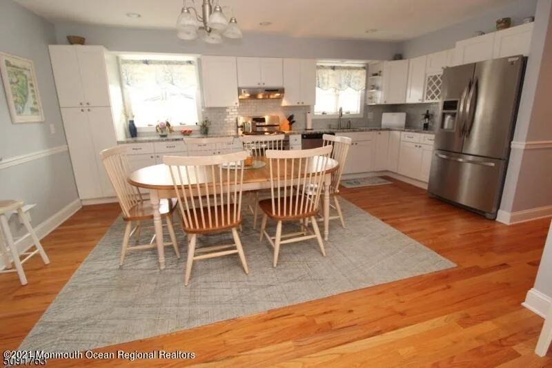 Photo of 8 Rochester Drive
