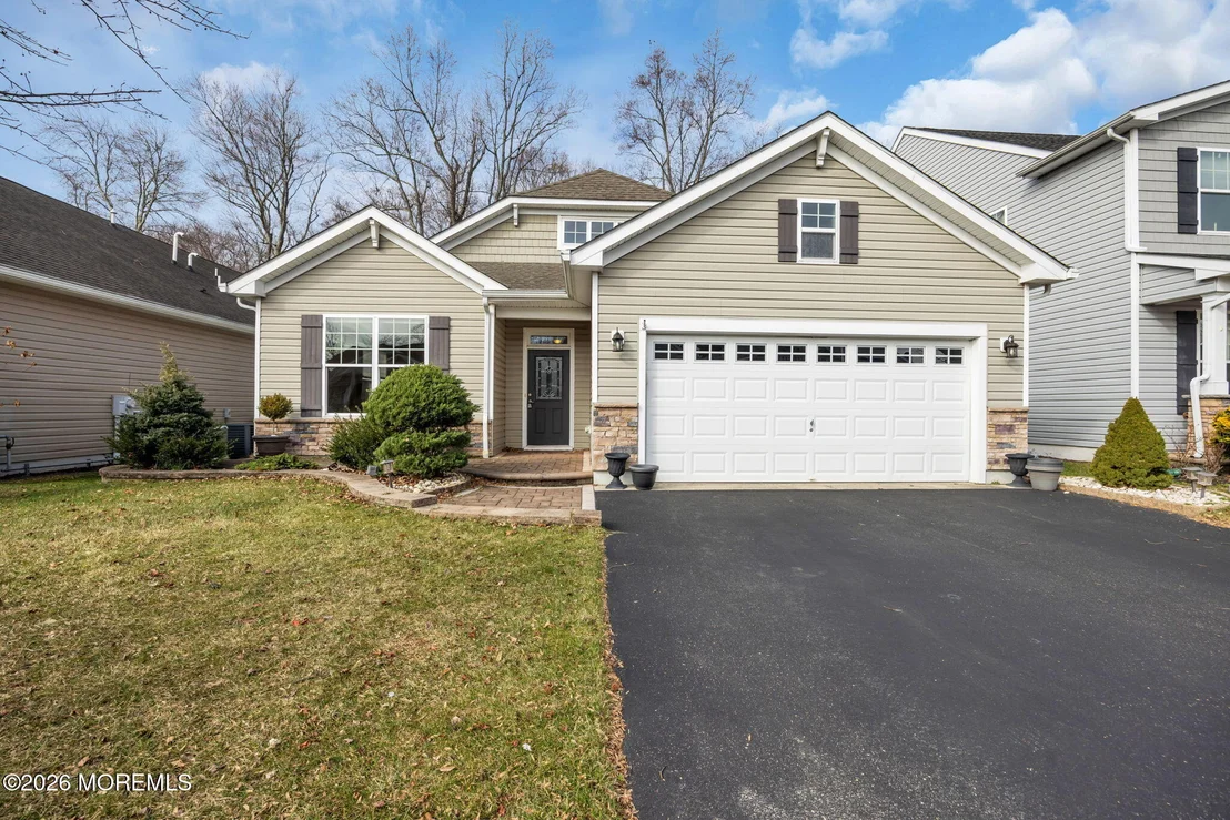 Photo of 37 Kingston Drive