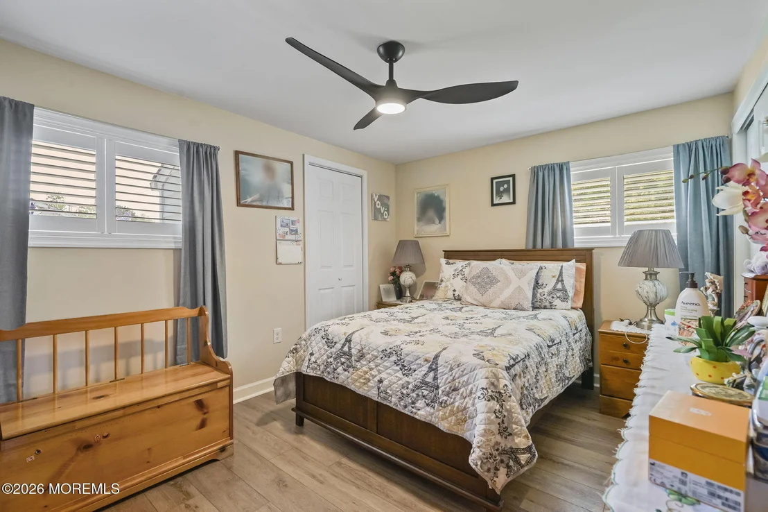 Photo of 18 Oak Landing Road