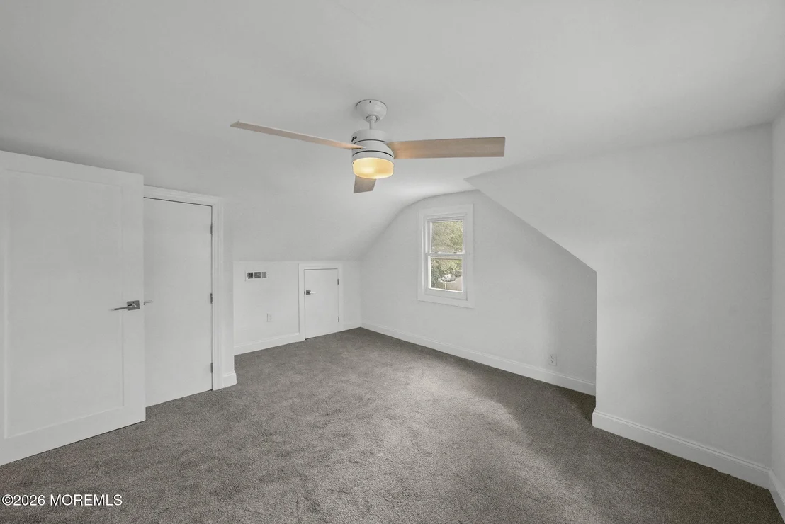 Photo of 105 Roosevelt Drive