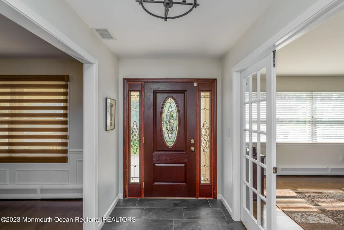 Photo of 74 Oak Knoll Drive
